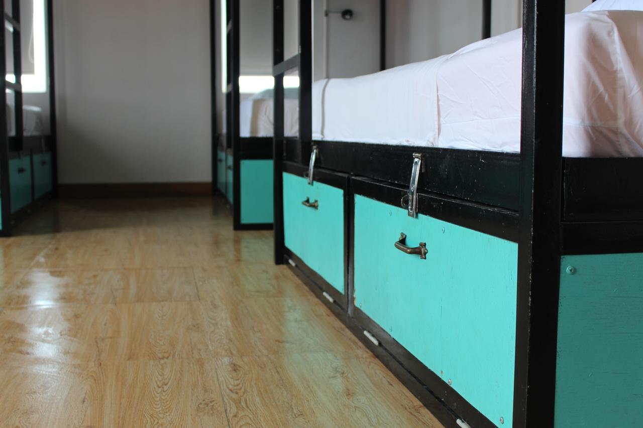 Mad Monkey Hostel Kampot (Adults Only) Экстерьер фото