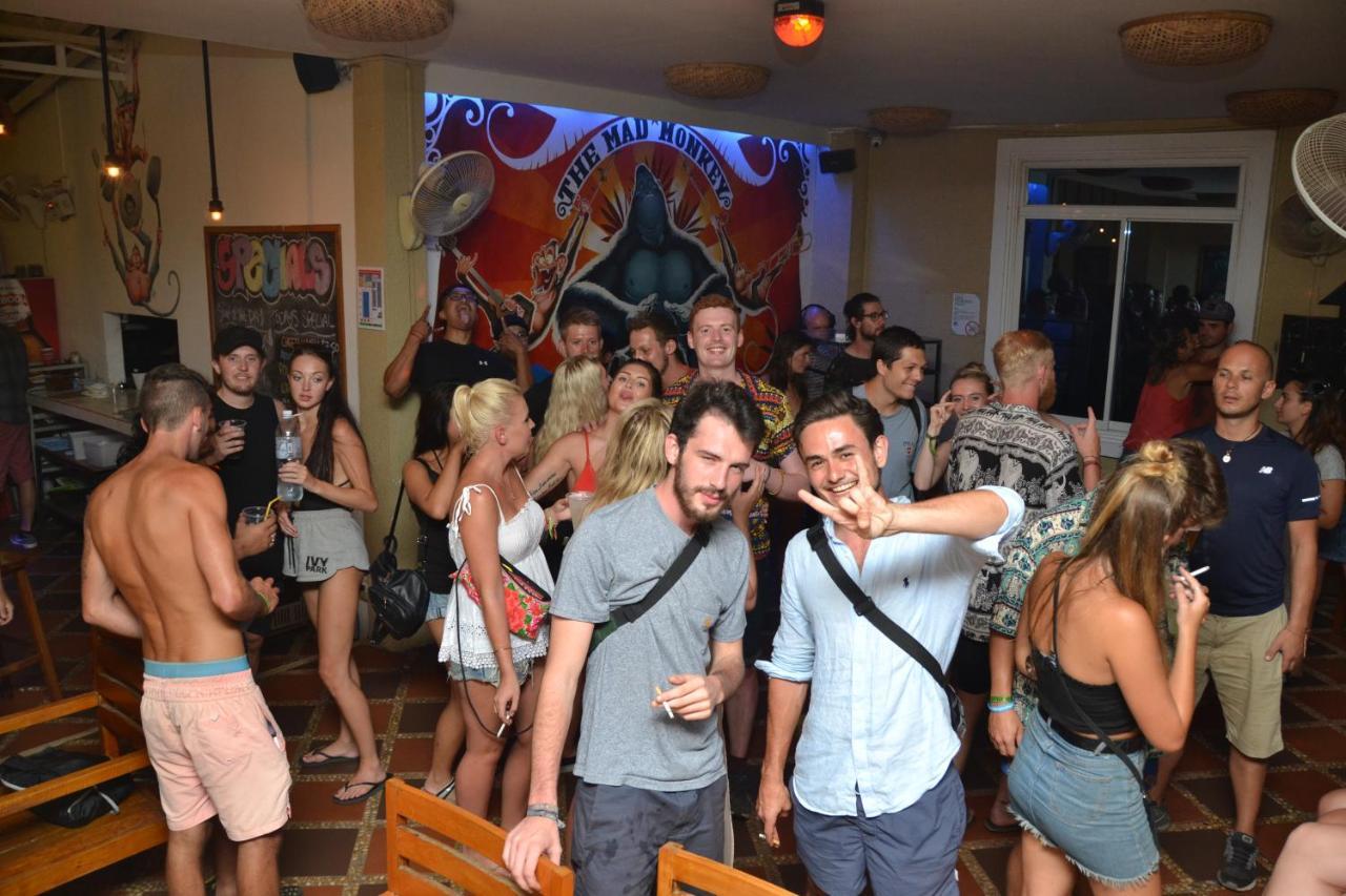 Mad Monkey Hostel Kampot (Adults Only) Экстерьер фото