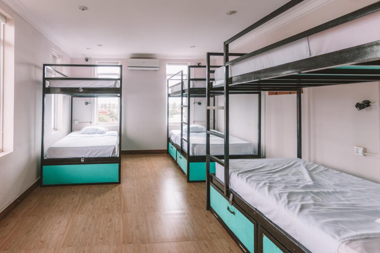 Mad Monkey Hostel Kampot (Adults Only) Экстерьер фото