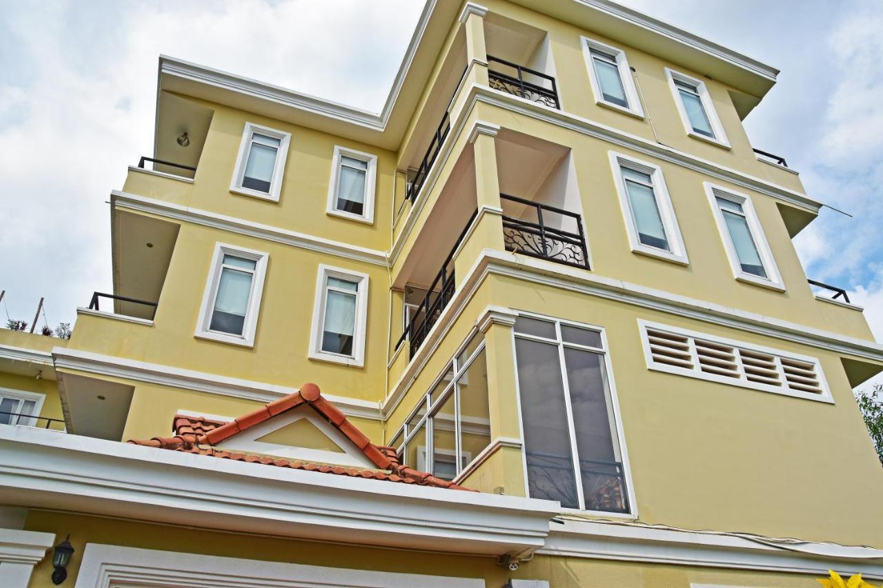 Mad Monkey Hostel Kampot (Adults Only) Экстерьер фото