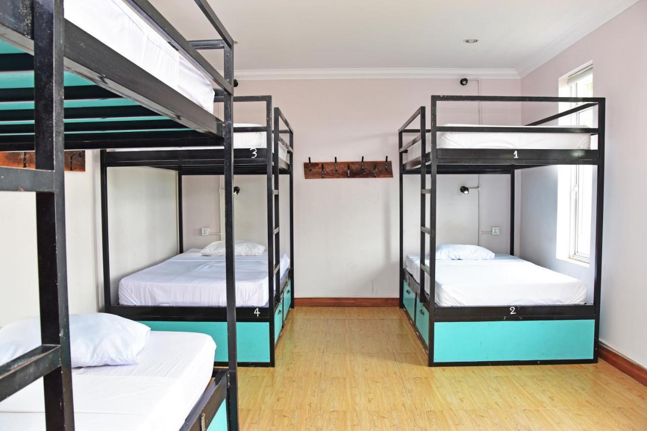 Mad Monkey Hostel Kampot (Adults Only) Экстерьер фото