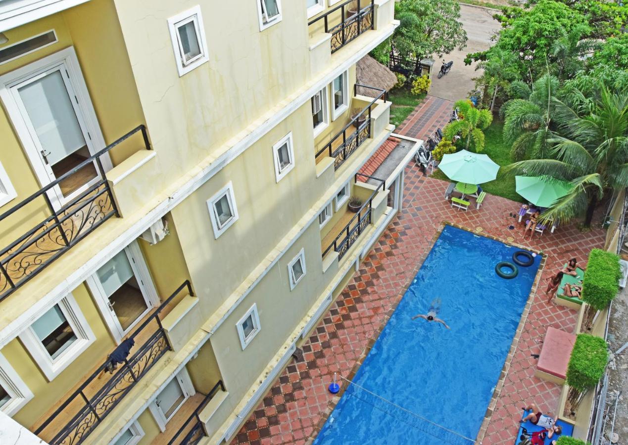 Mad Monkey Hostel Kampot (Adults Only) Экстерьер фото